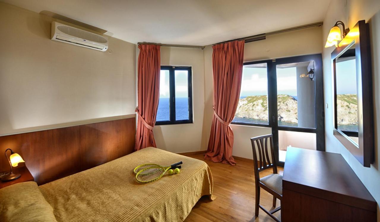 Athina Palace Resort & Spa Agia Pelagia Dış mekan fotoğraf